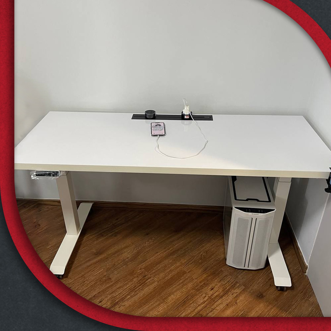 Automatic Height adjustable desk Singapore